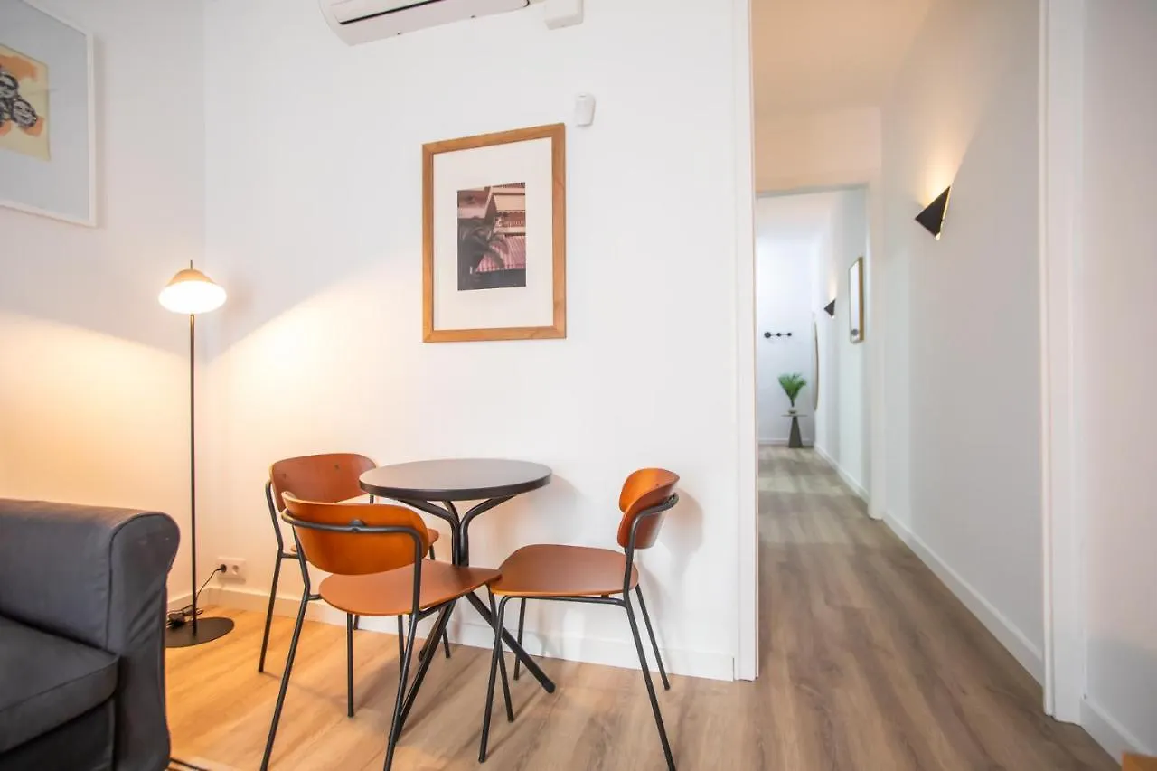 43Apar1010- Super Centric Apartment In Barcelona - Spanien